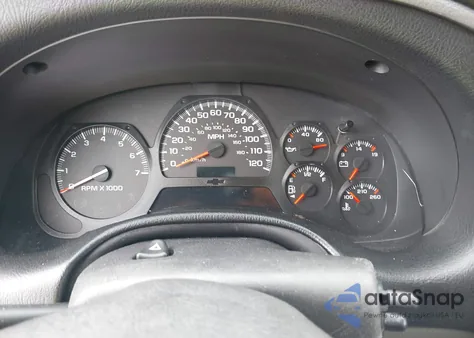 2005 Chevrolet Trailblazer Ls z USA, uszkodzony, nr VIN 1GNDS13S652355689